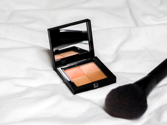 Makeup contour Makeup contour